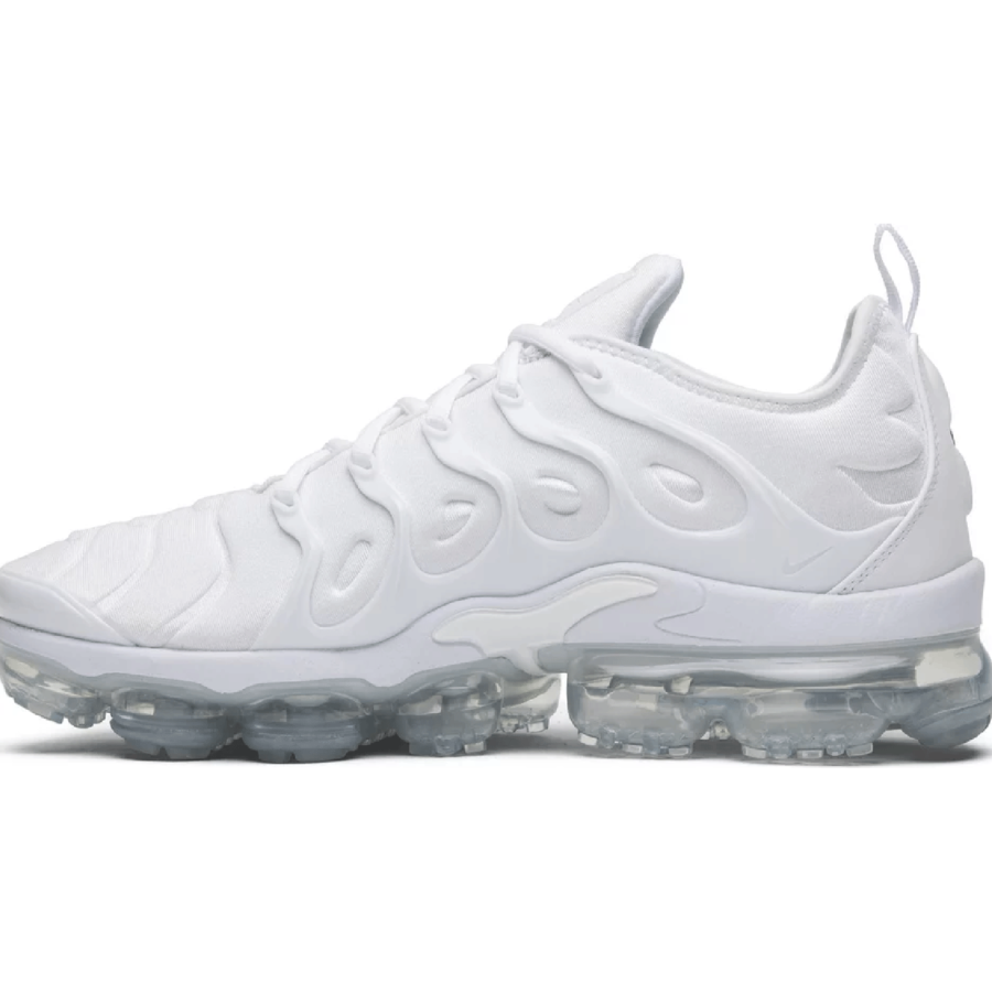 This is the left side shoe of Air Vapormax White